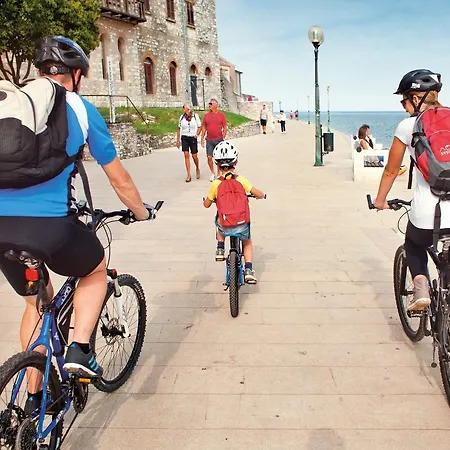 Vesna Kandlerova شقة