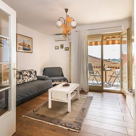 Vesna Kandlerova Apartment