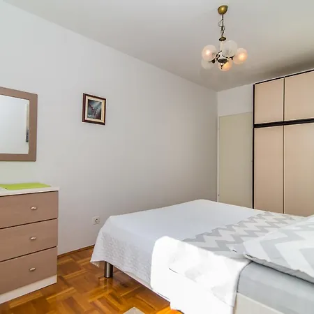 Apartment Vesna Kandlerova